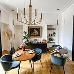 Bed & Breakfast La Maison De Reina Troyes