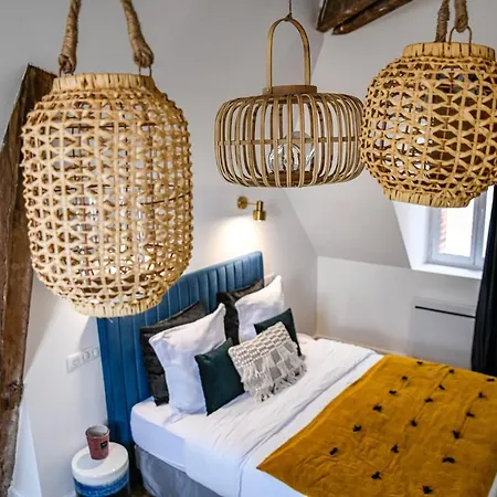 La Maison De Reina Bed & Breakfast