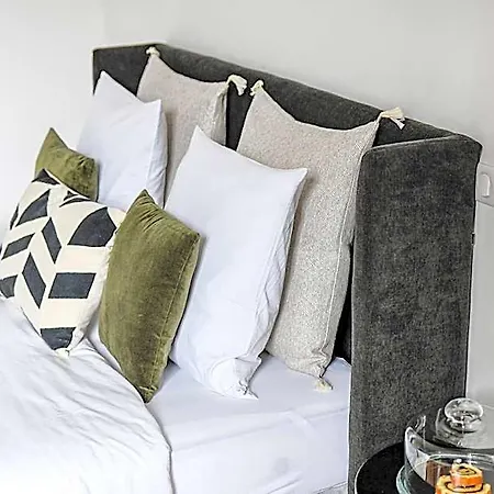 Bed & Breakfast La Maison De Reina