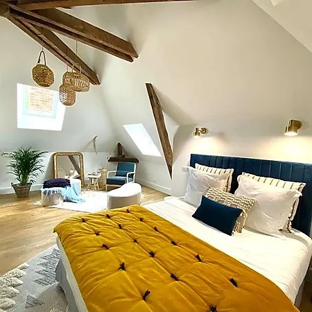 La Maison De Reina
