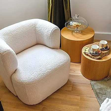 Bed & Breakfast La Maison De Reina Troyes