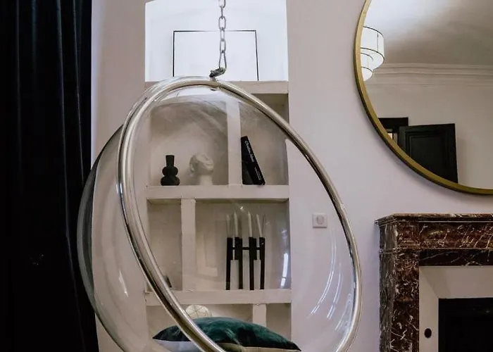 La Maison De Reina Bed & Breakfast 4*