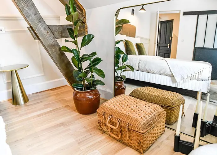 La Maison De Reina Bed & Breakfast