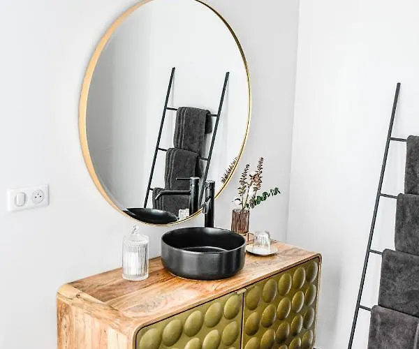 Bed & Breakfast La Maison De Reina Troyes