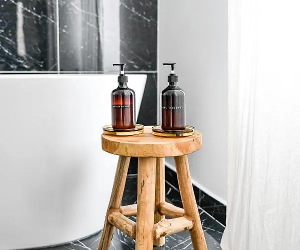 Bed & Breakfast La Maison De Reina