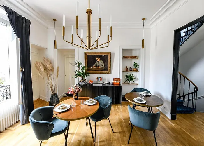 Bed & Breakfast La Maison De Reina Troyes